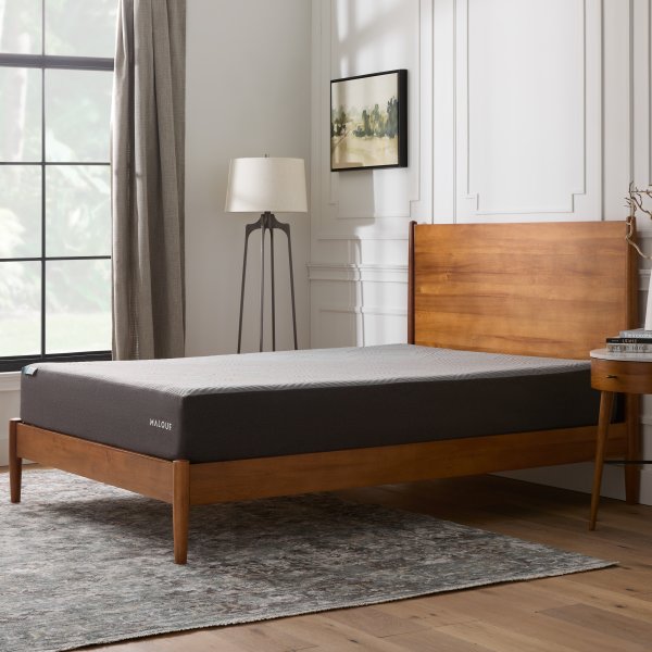 Neve 10" CoolSync™ All-Foam Mattress