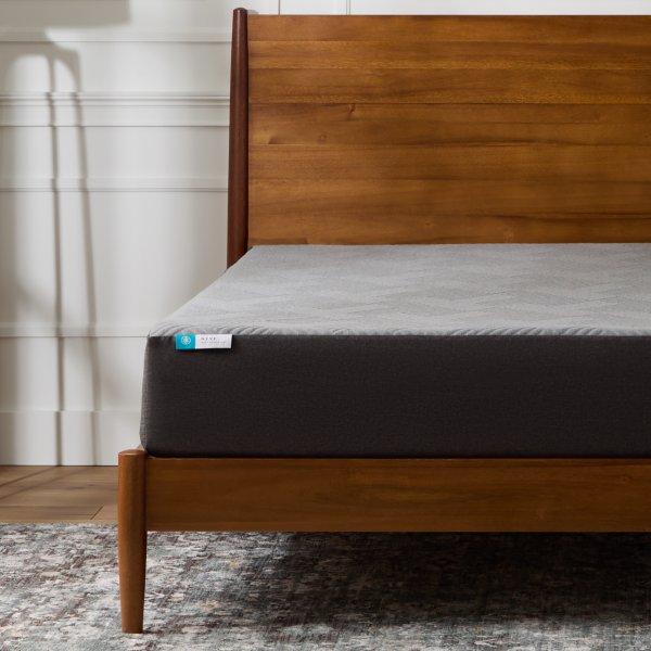Neve 10" CoolSync™ All-Foam Mattress