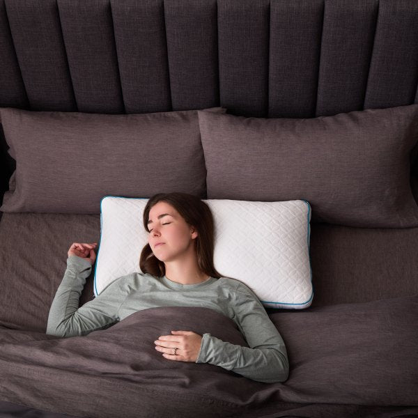 FlexFill™ + HyperChill™ Shoulder Cutout Pillow